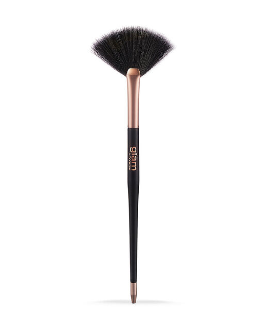 M'CARE Glam Precision Highlight/Contour Brush GD3